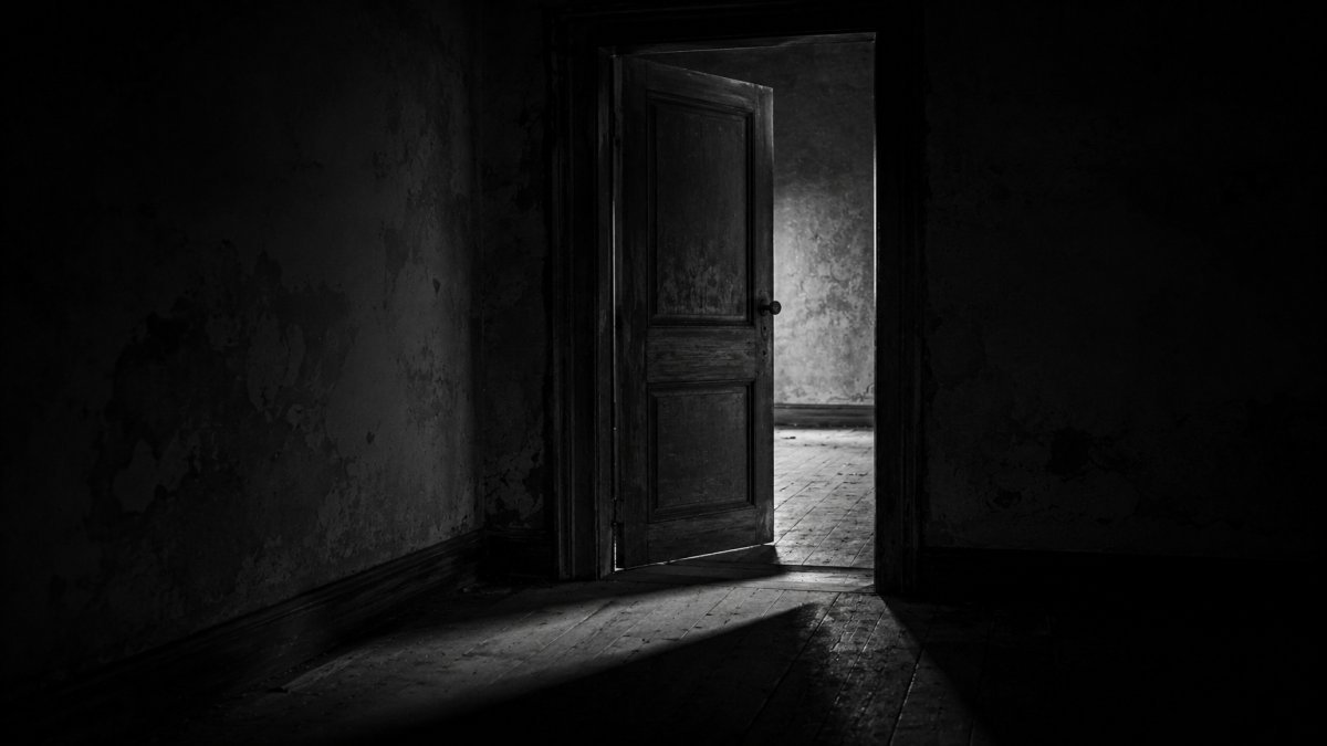 ¿Qué hay detrás de una puerta abierta? La inquietante sensación de perder el control